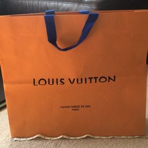 Louis Vuitton shopping Bag!!!